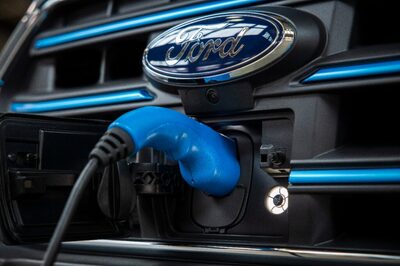 Ford E-Transit aan Victron EV charging station